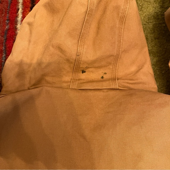 Carhartt Jacket Brown Hooded J131 Size Medium Mens Distressed Work Jacket - Picture 11 of 11